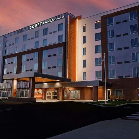 Courtyard By Marriott Indianapolis Фишерс Экстерьер фото